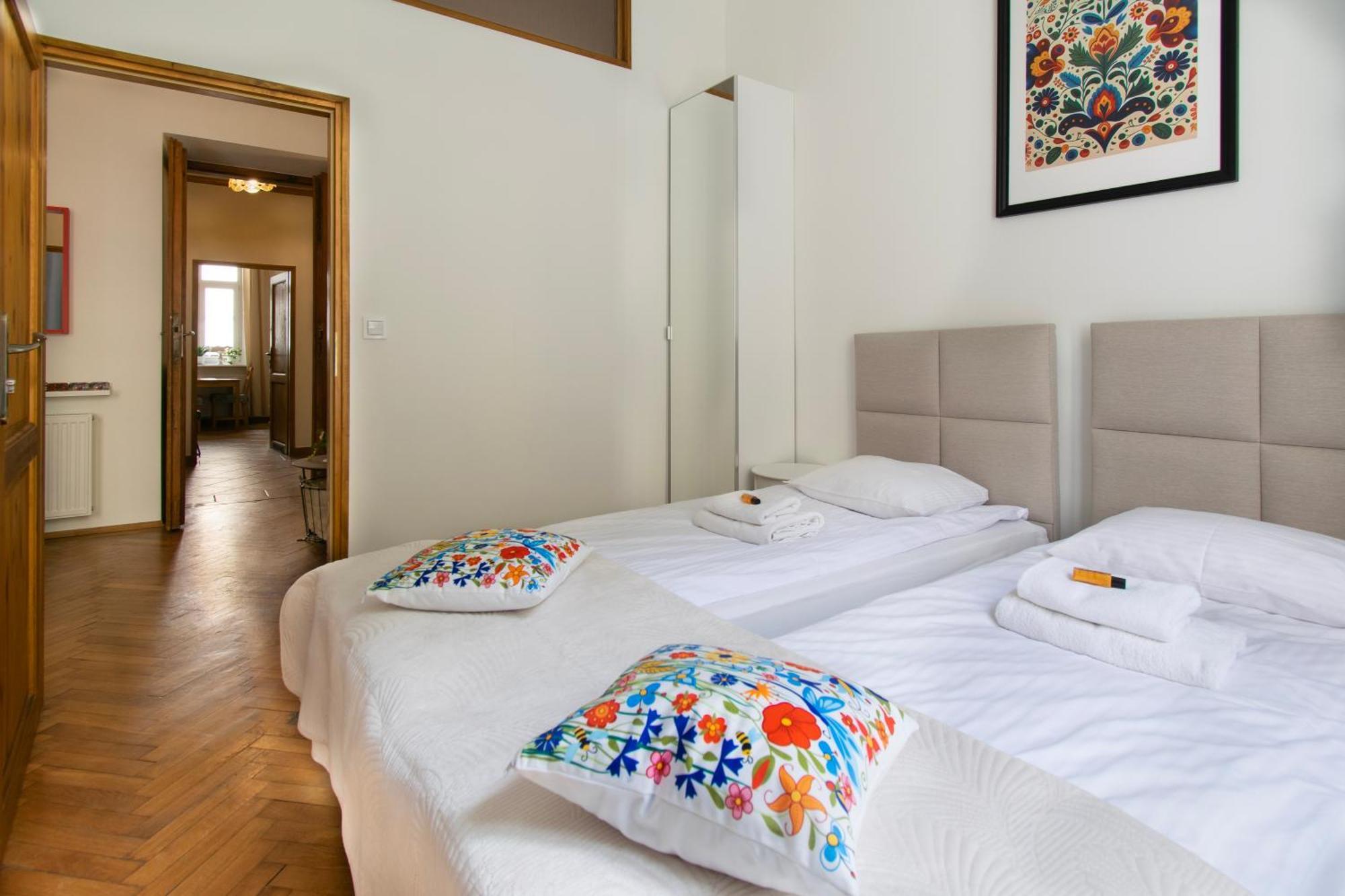 Ground Floor Family Apartment كراكوفيا المظهر الخارجي الصورة