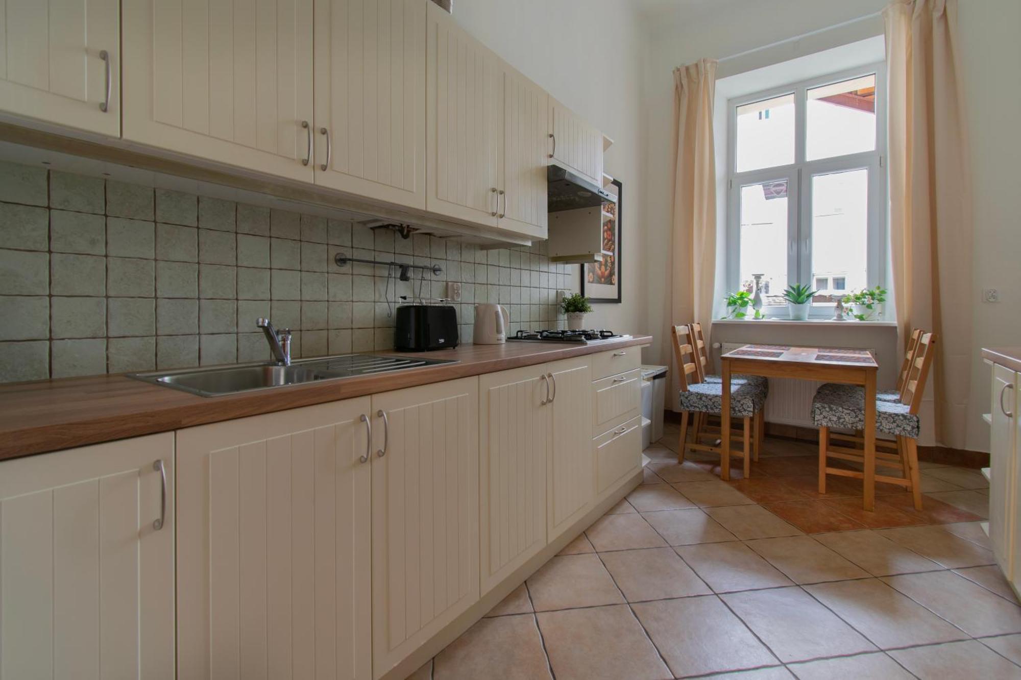 Ground Floor Family Apartment كراكوفيا المظهر الخارجي الصورة