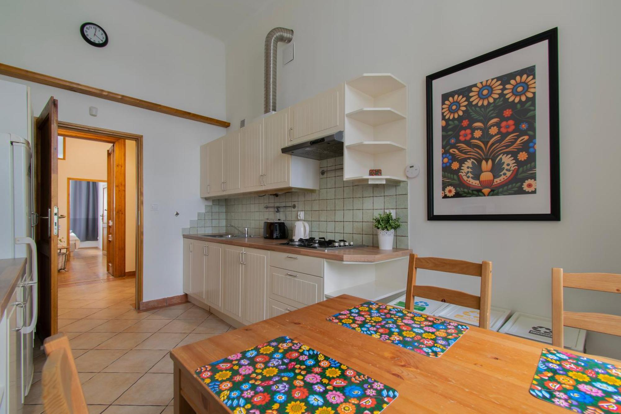 Ground Floor Family Apartment كراكوفيا المظهر الخارجي الصورة